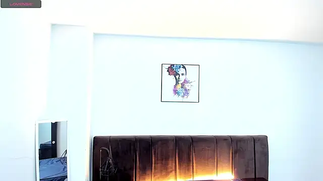 Snapshot of AbrilSonne chatting on March 14, 2025, 11:22 pm AbrilSonne online show from March 14, 2025, 11:22 pm