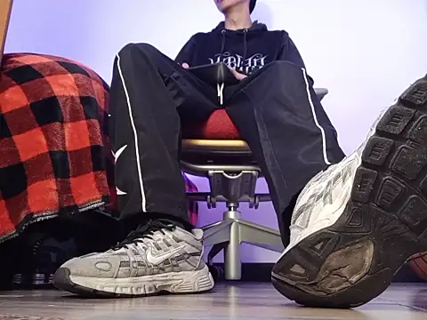 codysmith online show from March 9, 2026, 1:04 pm