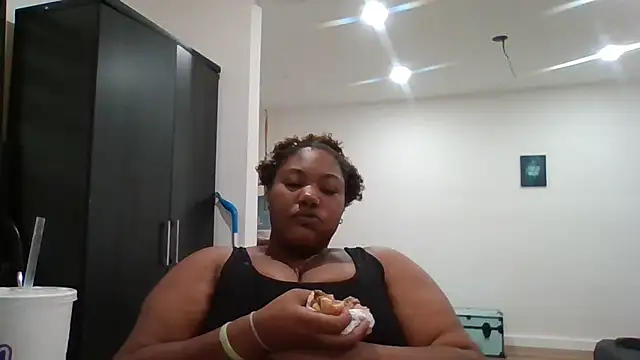 Kbaby337 online show from November 25, 2025, 8:36 am