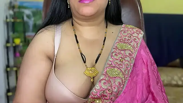 FlatVincy4 online show from February 3, 2026, 4:10 am