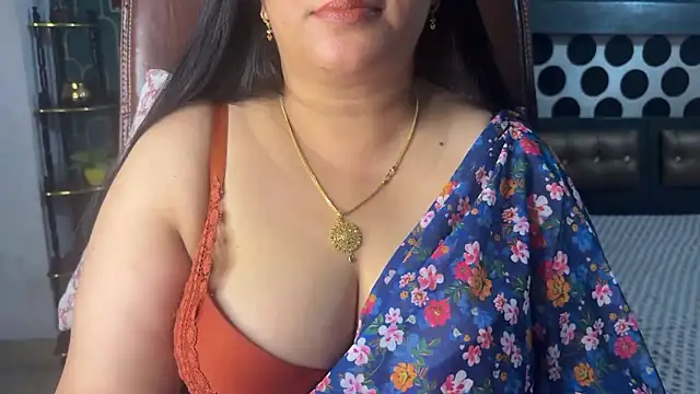Snapshot of FlatVincy4 chatting on May 16, 2026, 10:36 am FlatVincy4 online show from May 16, 2026, 10:36 am