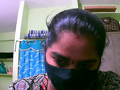 Snapshot of telugu_indhu_0001 chatting on November 17, 2025, 4:35 pm telugu indhu 0001 online show from November 17, 2025, 4:35 pm