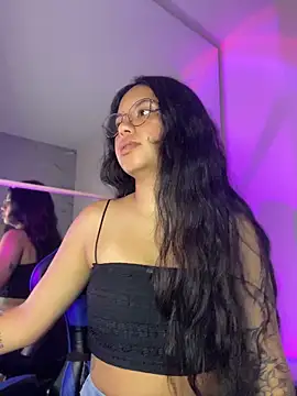 Rosita forever  online show from April 11, 2026, 12:42 pm