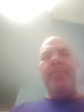 hoodratoui online show from November 30, 2025, 3:49 pm