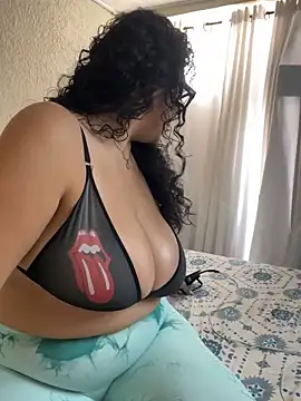 sarah soleil online show from March 2, 2025, 5:04 pm