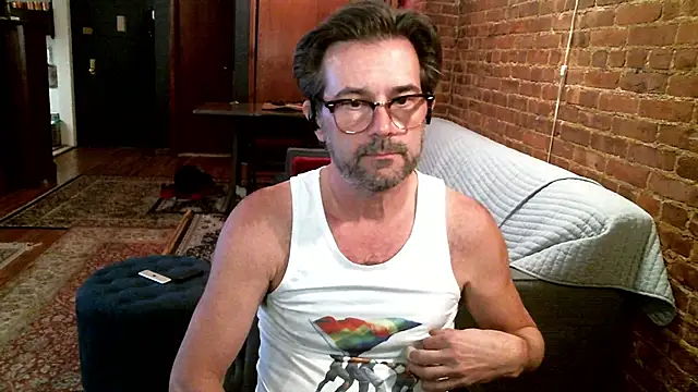 Johnny Bottoms online show from April 25, 2026, 2:47 pm