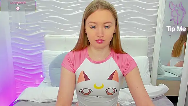 Snapshot of ChloeSug chatting on November 25, 2025, 1:11 pm ChloeSug online show from November 25, 2025, 1:11 pm