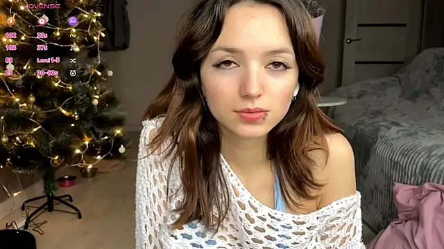 Snapshot of LilianGrindle chatting on November 7, 2025, 7:14 pm LilianGrindle online show from November 7, 2025, 7:14 pm