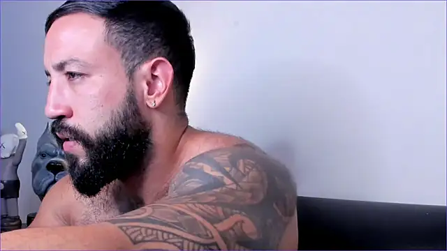 BradLeon  online show from December 14, 2025, 11:15 am