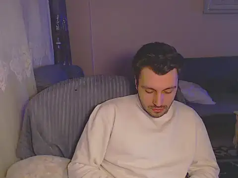 handsomeee04 online show from February 25, 2025, 7:36 pm