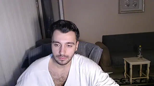 handsomeee04 online show from September 29, 2025, 12:49 am