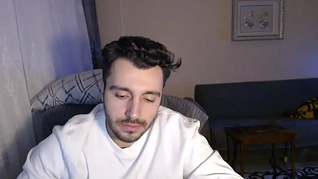 handsomeee04 online show from November 19, 2025, 10:10 pm