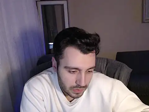 handsomeee04 online show from November 23, 2025, 9:58 pm