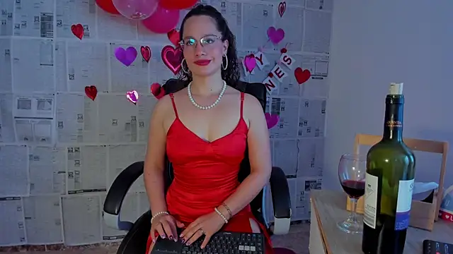 emmaTorres1 online show from February 14, 2025, 5:46 pm