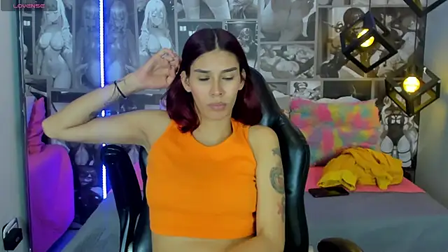 Nicole Angels  online show from December 31, 2024, 1:19 pm