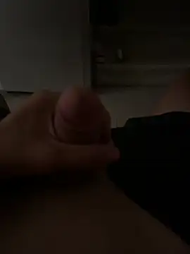 andreiwhite2  online show from June 27, 2026, 1:39 pm
