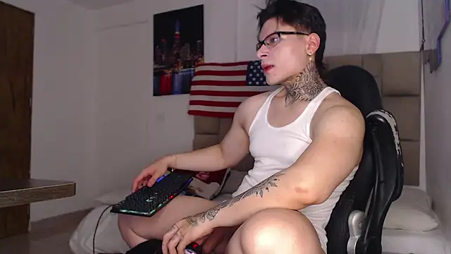 Snapshot of DennisWalkerr chatting on February 25, 2025, 1:20 am DennisWalkerr online show from February 25, 2025, 1:20 am