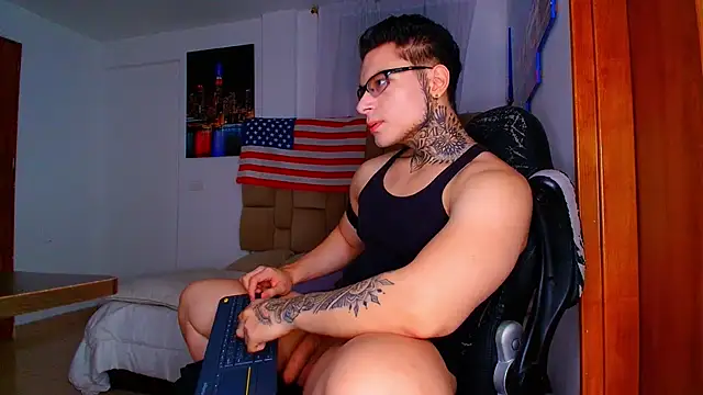 Snapshot of DennisWalkerr chatting on October 25, 2025, 11:10 pm DennisWalkerr online show from October 25, 2025, 11:10 pm