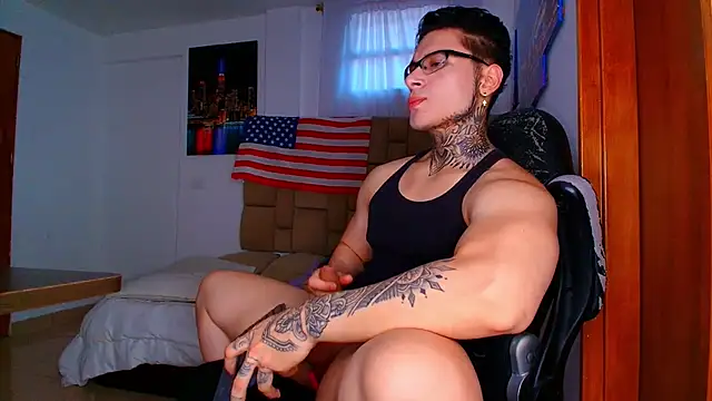 Snapshot of DennisWalkerr chatting on October 30, 2025, 9:37 pm DennisWalkerr online show from October 30, 2025, 9:37 pm