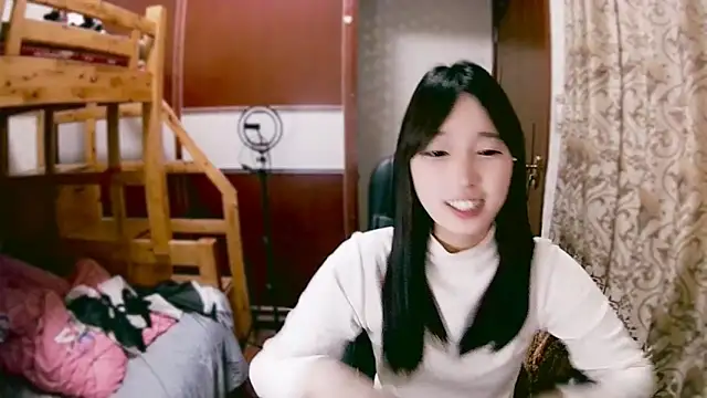 lulu-2002 online show from January 5, 2025, 10:10 am