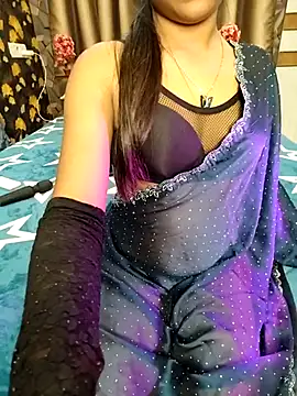 Little  Lia online show from February 20, 2025, 5:07 pm