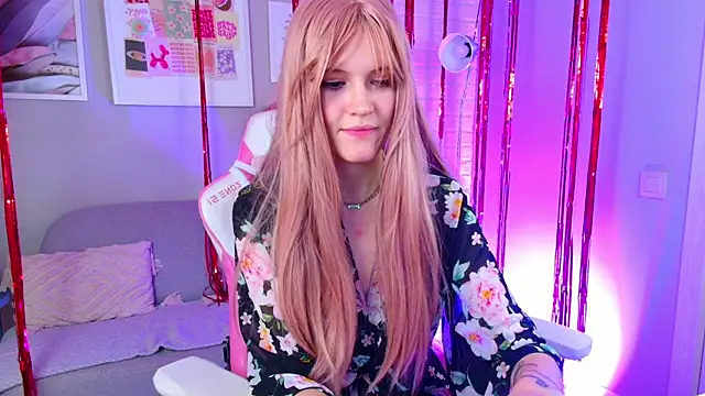 NellieLoyns online show from February 16, 2025, 10:43 pm