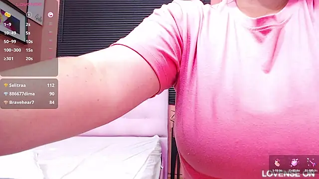 MommyHelpsmee online show from March 18, 2025, 8:14 am