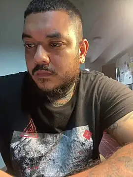 El Titan1998 online show from April 7, 2026, 8:20 pm