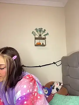 BlueStoneX online show from December 16, 2025, 6:51 am