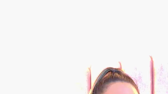 MiaLaurents online show from May 31, 2026, 3:58 am
