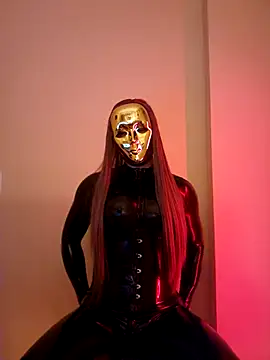 NoraInMask online show from March 14, 2025, 7:12 pm