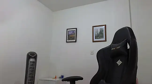 Massimoo 07 online show from December 24, 2024, 3:58 pm