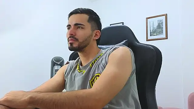 Massimoo 07 online show from January 8, 2025, 8:39 pm