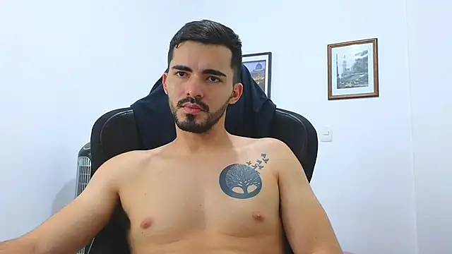 Massimoo 07 online show from January 11, 2025, 12:12 am