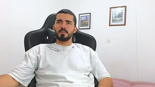 Massimoo 07 online show from March 21, 2025, 7:57 pm