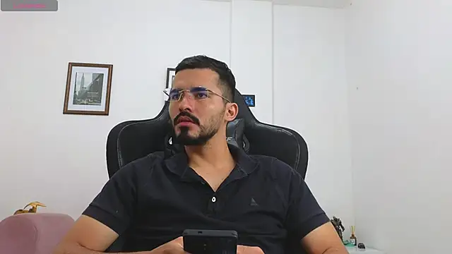 Massimoo 07 online show from September 30, 2025, 3:17 pm