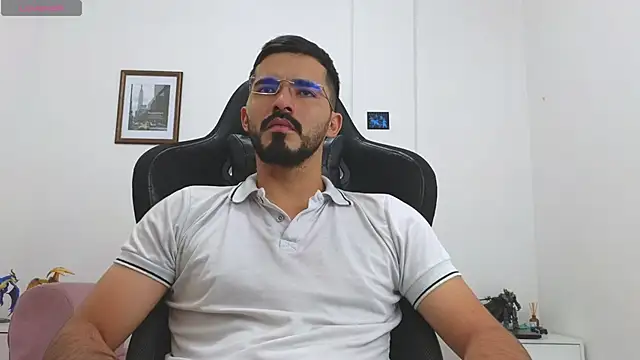 Massimoo 07 online show from October 23, 2025, 7:12 pm