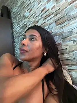 Ebonyxprincess  online show from July 14, 2026, 10:37 pm