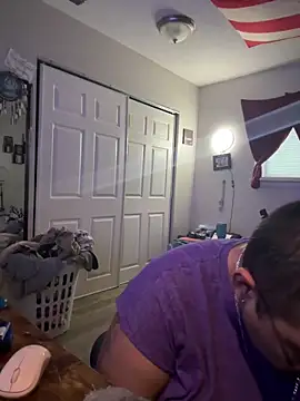 cloudy couple444 online show from October 21, 2025, 4:30 pm