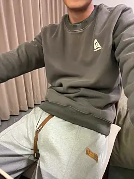 Snapshot of A11414 chatting on December 23, 2024, 5:54 pm A11414 online show from December 23, 2024, 5:54 pm