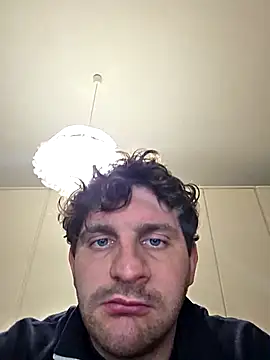 michemichemiche8 online show from February 16, 2026, 5:20 pm