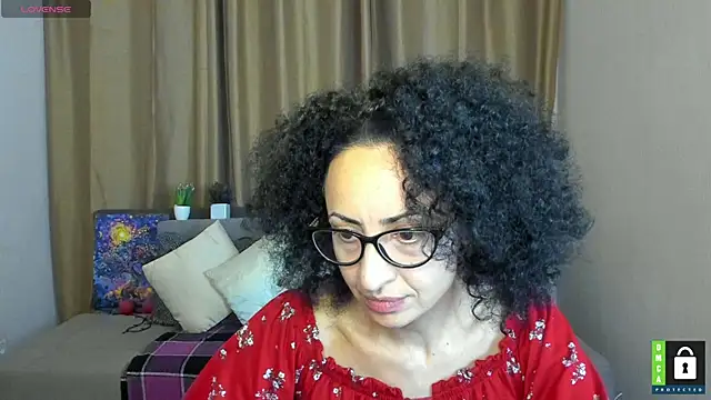 Arianasweety23 online show from November 14, 2025, 6:28 pm