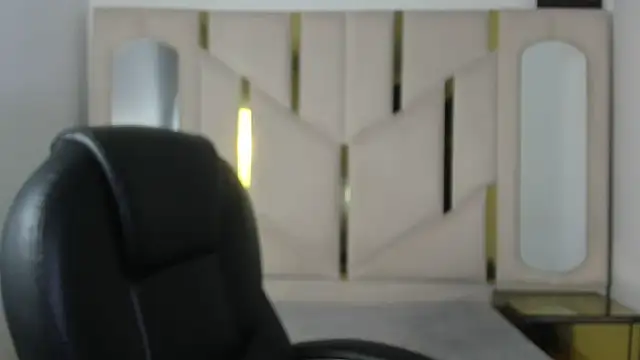 IsabellRodriguez18 online show from January 16, 2026, 3:21 am