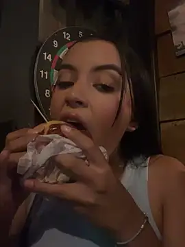 MikeAndJessy online show from March 14, 2025, 3:04 am