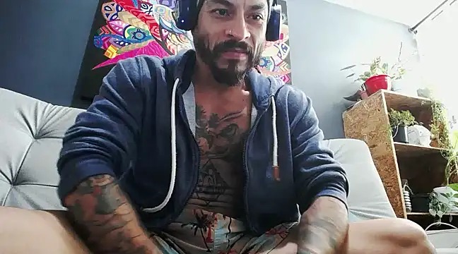 callme douglas online show from February 11, 2025, 3:40 pm