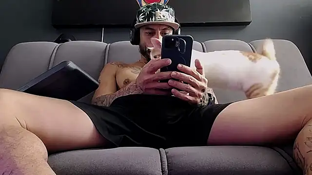 callme douglas online show from October 9, 2025, 2:37 pm