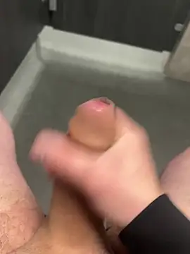 22TT2295 online show from February 9, 2025, 11:36 am