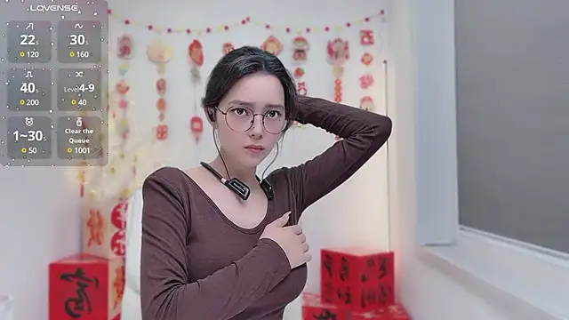 Natasha2025 online show from January 31, 2025, 1:34 pm