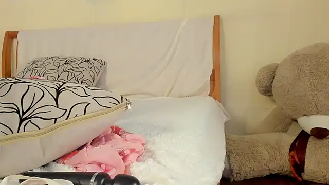 Maekko online show from January 5, 2025, 9:15 am