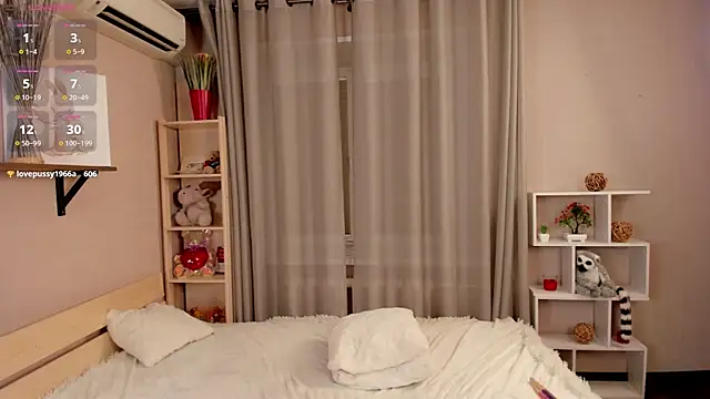 Maekko online show from February 14, 2025, 6:29 pm